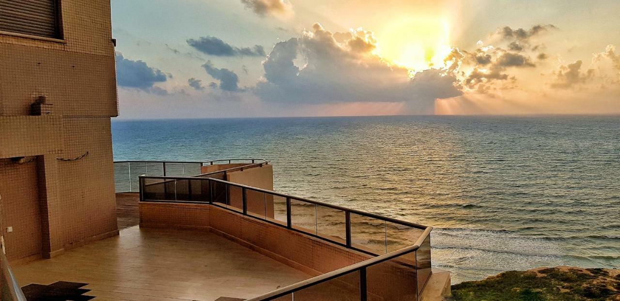 Luxury, Apartments, Netanya, On The Sea Shore Екстер'єр фото